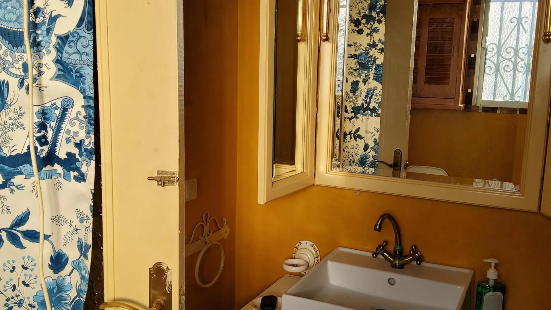 Hosterlandia Rociera Guest House El Rocio